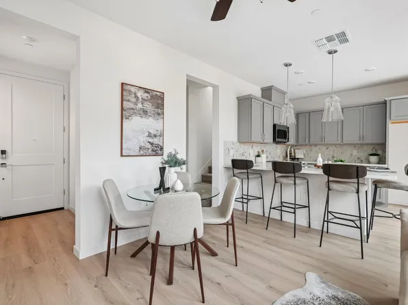 6 Kierland Pl, Elk Grove, CA 95758
