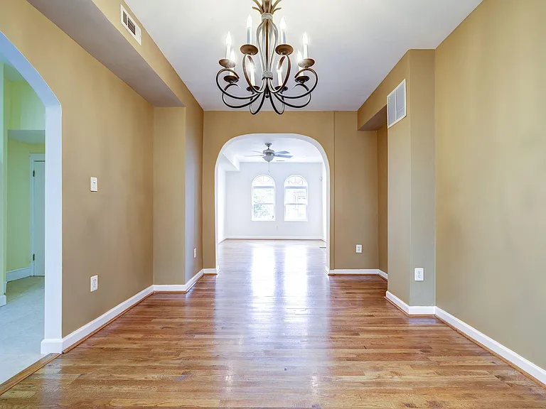 450 Randolph St NW — Photo 10