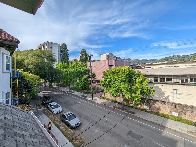 2414 Dana Street — Photo 15