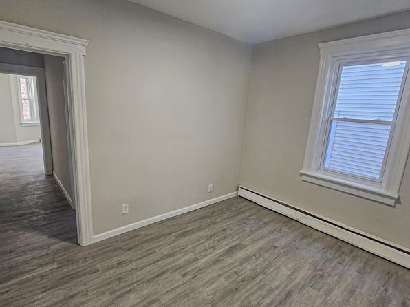 stamford-connecticut-240502497 picture