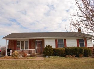 3068 Crown Cir, Manchester, MD 21102