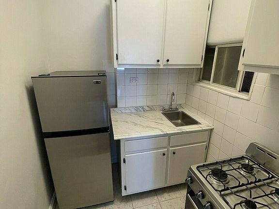 2nd image of 449 E 84th St #3C