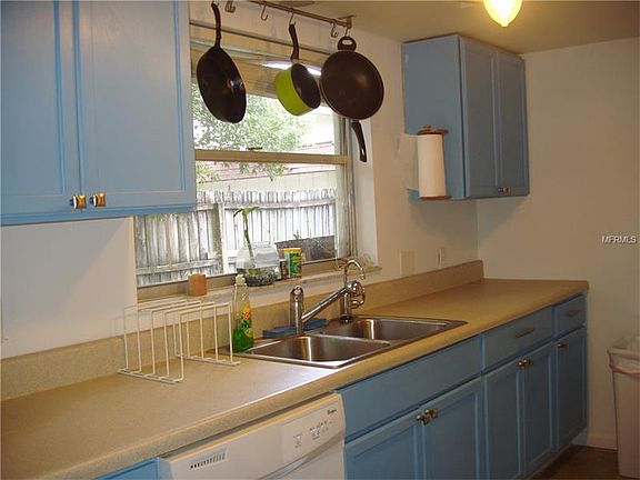 3rd image of 2062 Loma Linda Way N