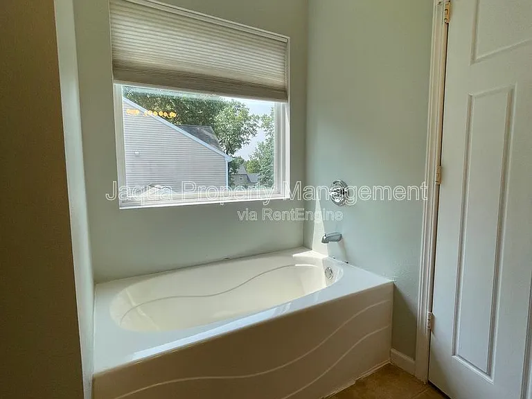 7457 Brindle Trl — Photo 19