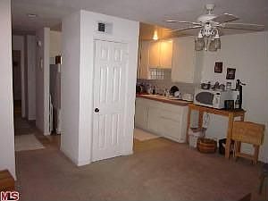 4th image of 1127 S Clifpark Cir