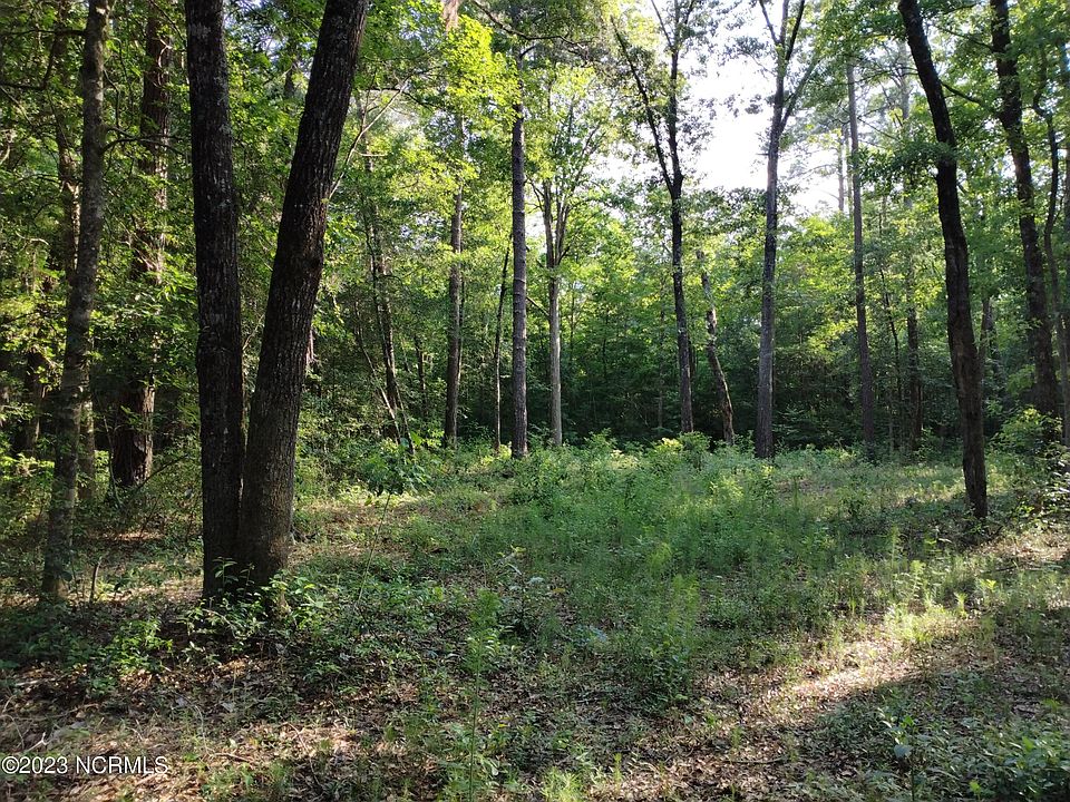 1st image of 207 Hillcrest Road