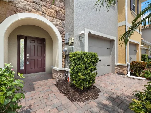 10818 Alvara Way, Bonita Springs, FL 34135