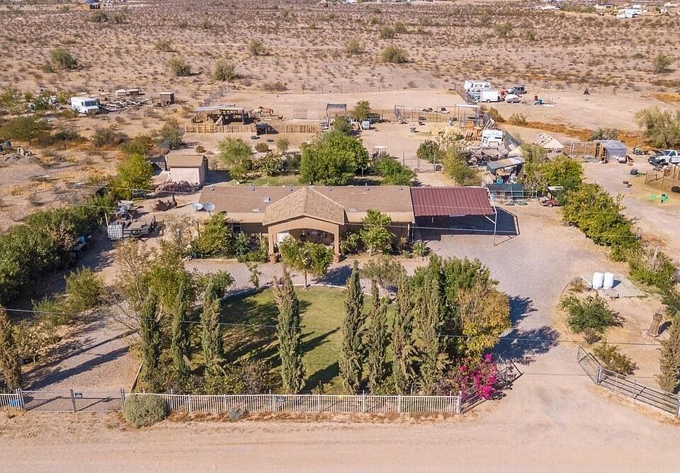 1st image of 34148 W PECAN Street