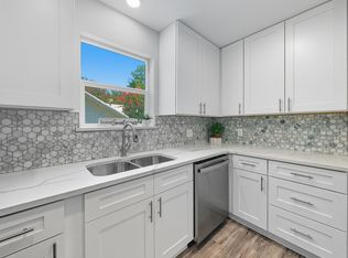 404 Water St, Whitesboro, TX 76273