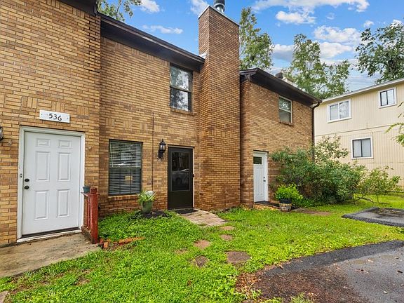 2nd image of 538 Claremont Ct