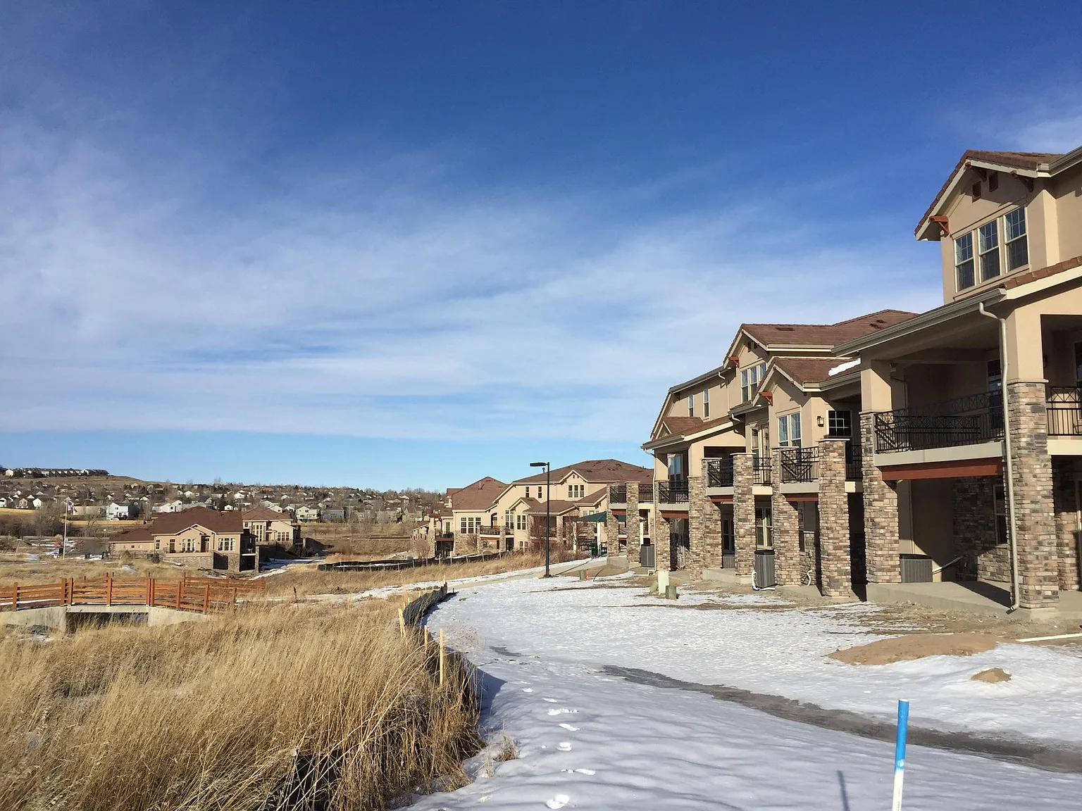 4 bed, 3.5 bath, 3780 sqft, $4,190 — Photo 2