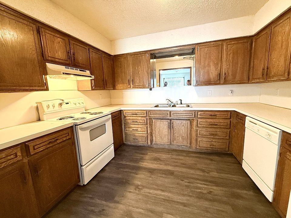 1st image of 517 A St NW #2