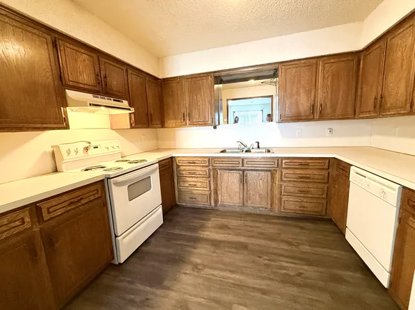517 A St NW #2, Ardmore, OK 73401