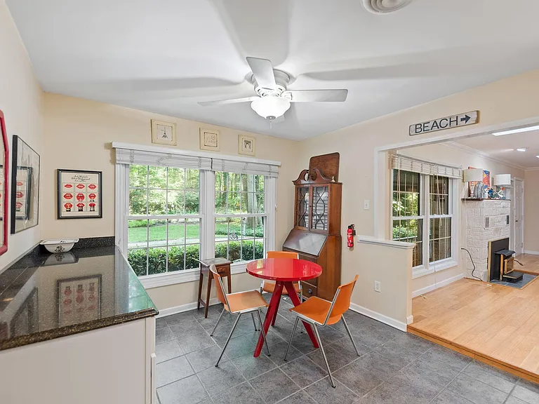 3812 Brookside Dr — Photo 5