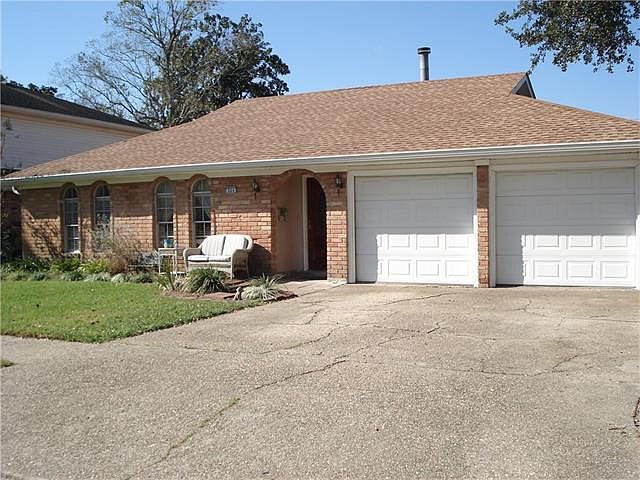 1st image of 804 Huckleberry Ln