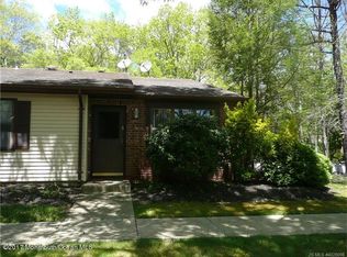 5 Driftwood Dr #203, Tuckerton, NJ 08087