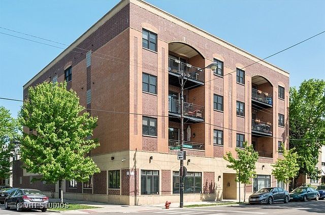 1st image of 3025 N California Ave #4NE