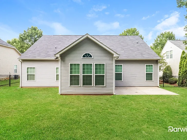 2613 Holly Oak Ln — Photo 15