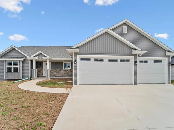 3620 Don Degroot Dr, Kaukauna, WI 54130