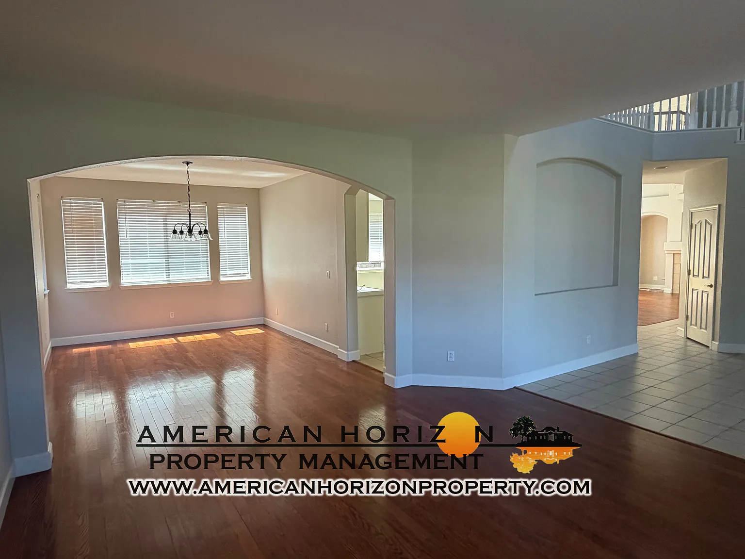 5 bed, 3504 sqft, $3,645 — Photo 2