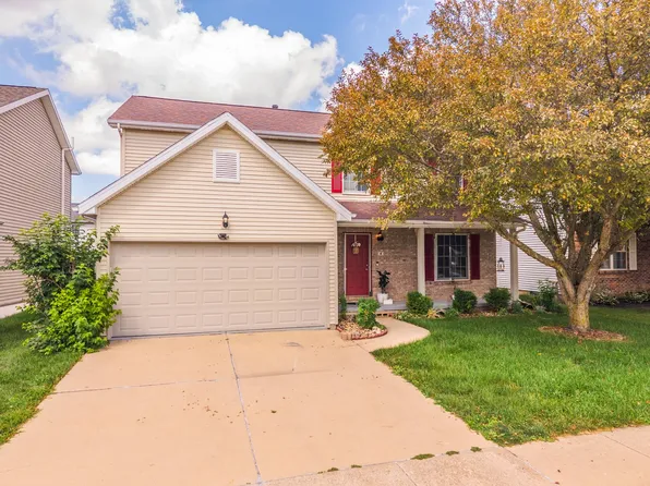 4 Breckenwood Ct, Bloomington, IL 61704