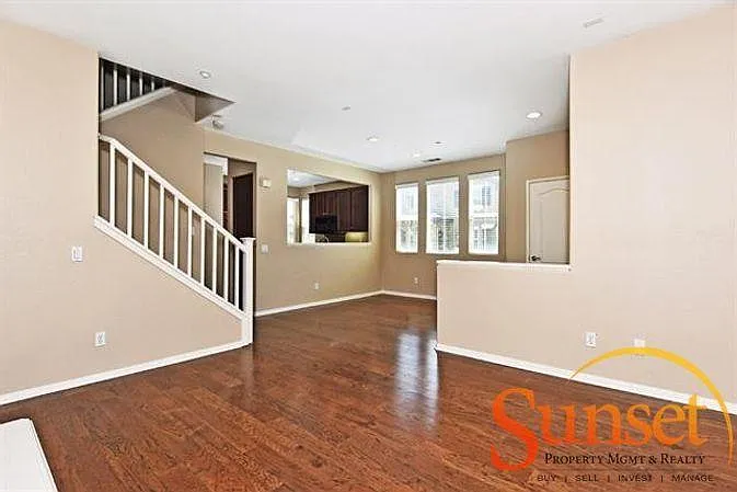 10423 Whitcomb Way #112 — Photo 5