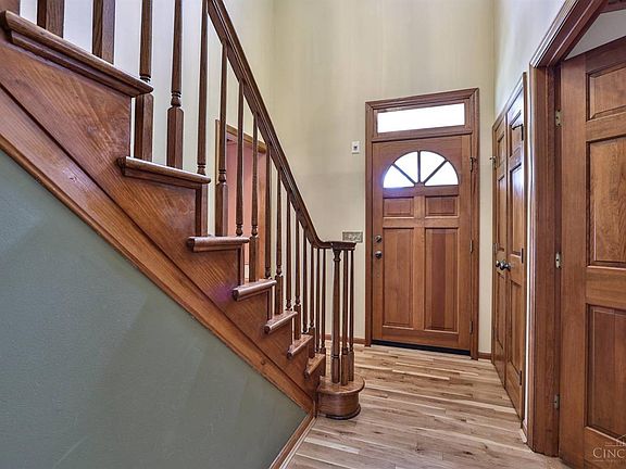 3rd image of 5700 Woodbridge Ln