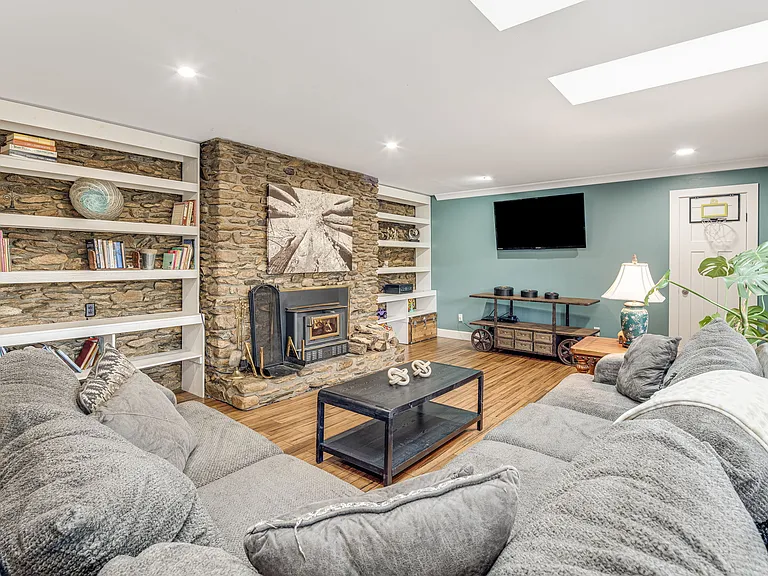 635 Aiken Rd #1 — Photo 17