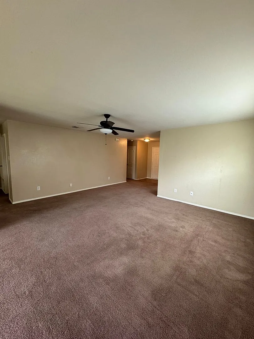 Great home in Heartland! — Photo 2
