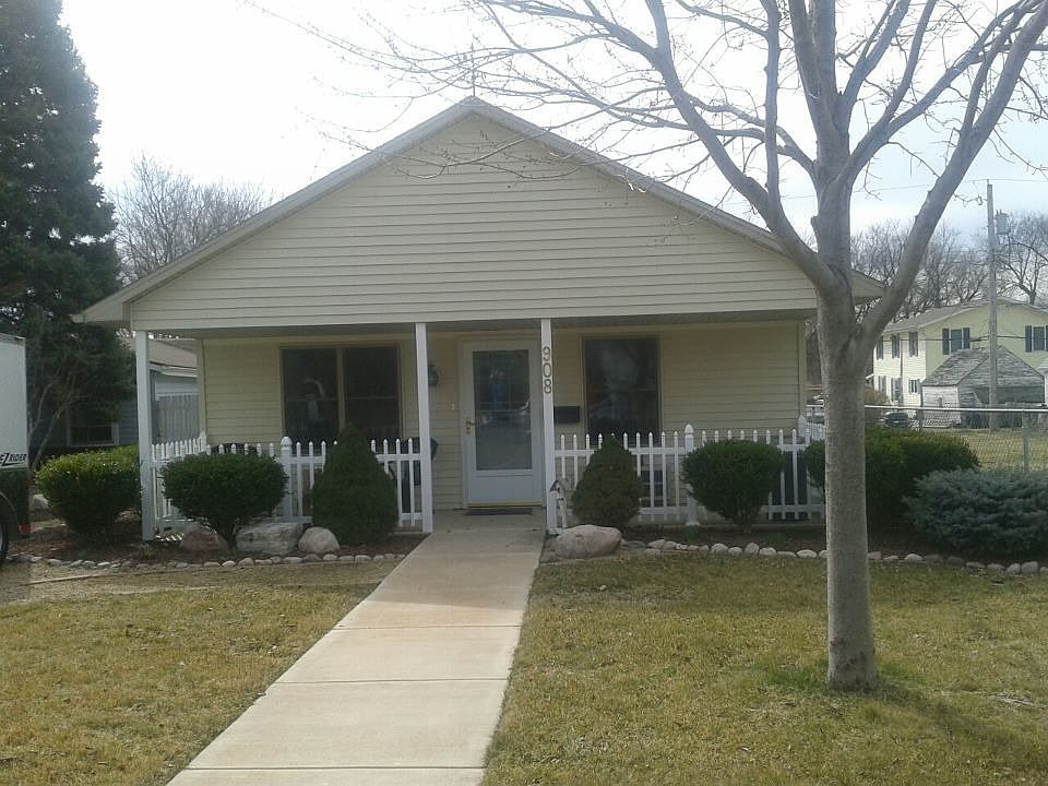 1st image of 908 E London Ave