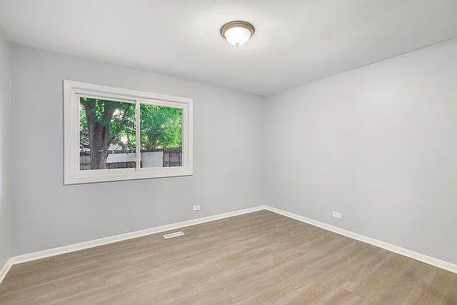 176 Plainview Dr — Photo 8