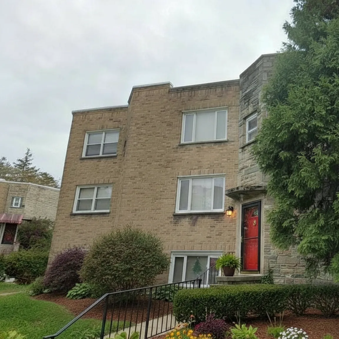 502 North Pleasant Place - 2 — Photo 4