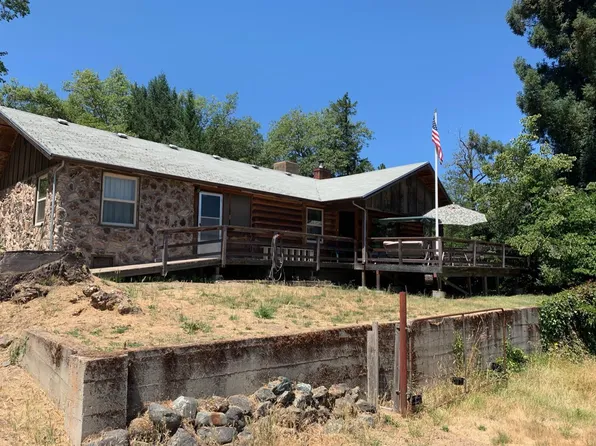 5999 Jerome Prairie Rd, Grants Pass, OR 97527