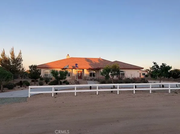 6581 Bartlett Dr, Phelan, CA 92371