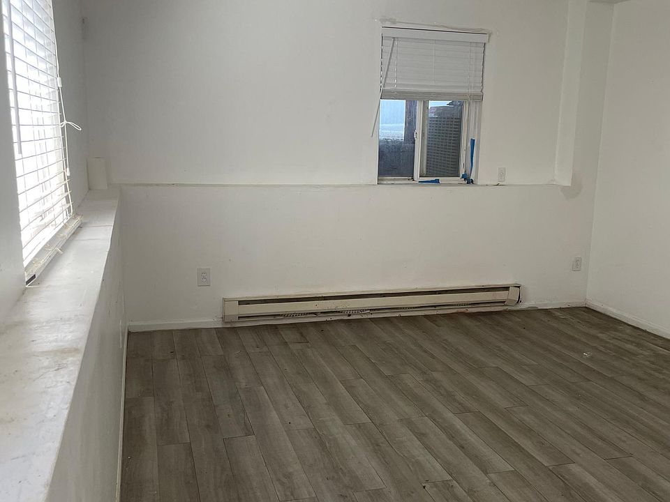 1st image of 16A Layton Ave #0