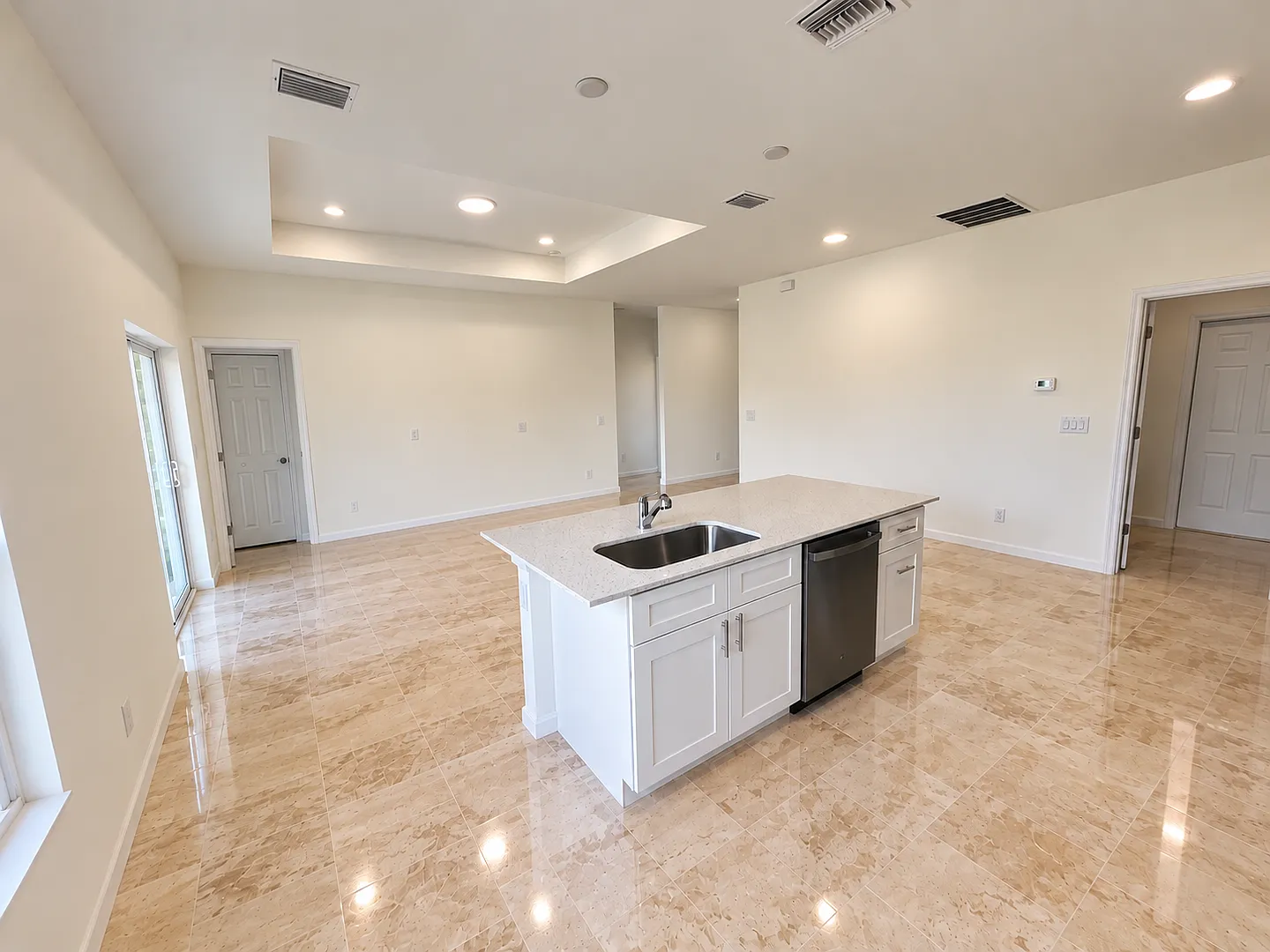 Brand New Construction-Large 3 bedroom, 2 bath + Den-Great Location — Photo 2