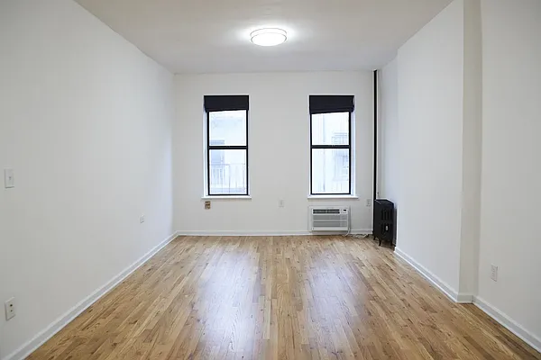 Rented by Voro, LLC | media 7