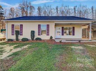 312 Springhill Ln, Maiden, NC 28650