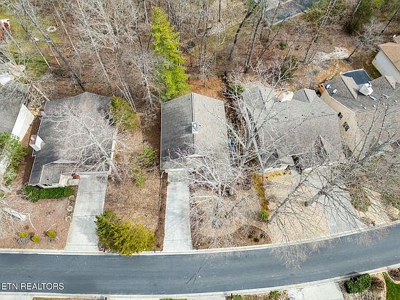 5th image of 206 Toqua Greens Ln