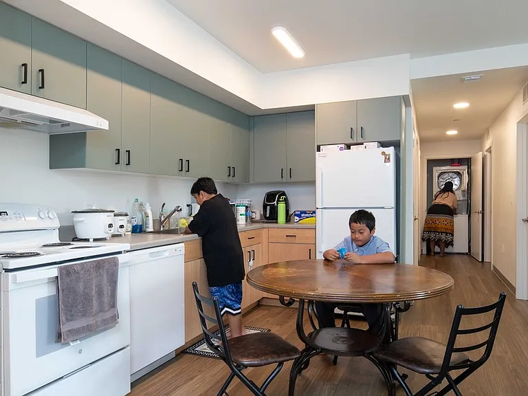 Mahonia Crossing Apartments I — Photo 13