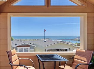 16252 Tolman Ln #CR5, Brookings, OR 97415