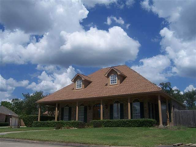 1st image of 6150 Sheridan Oaks Dr