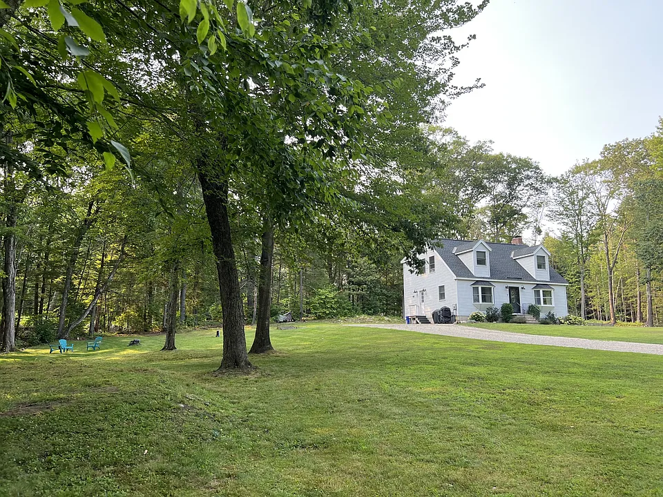 7 Normand Ct