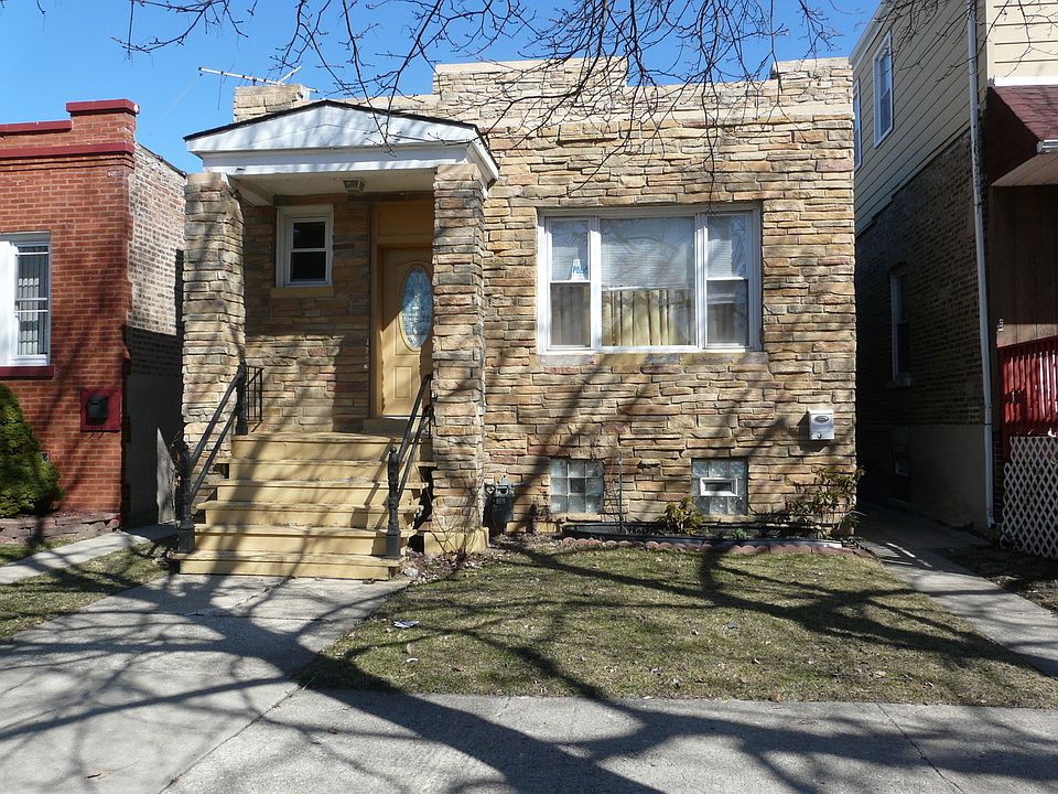 1st image of 5052 W 32nd Pl