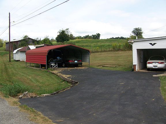 3rd image of 272 Day Rd