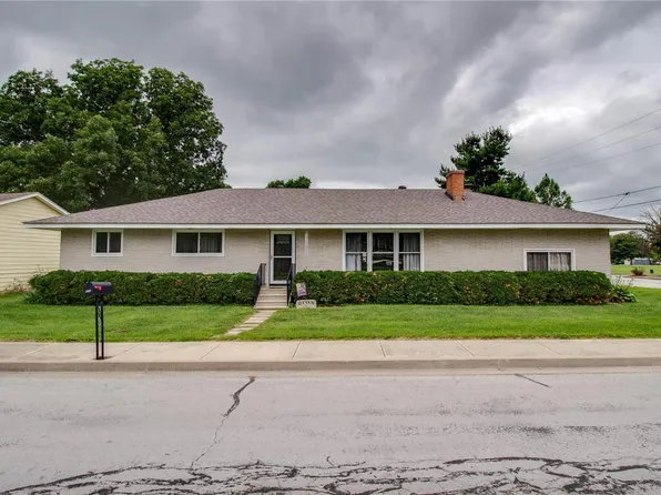 605 N Lange Ave, Maryville, IL 62062