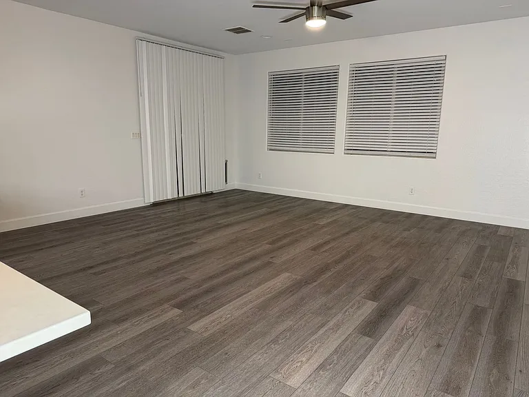 42502 W Somerset Dr — Photo 26