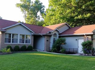 2117 Evergreen Ct, Owosso, MI 48867