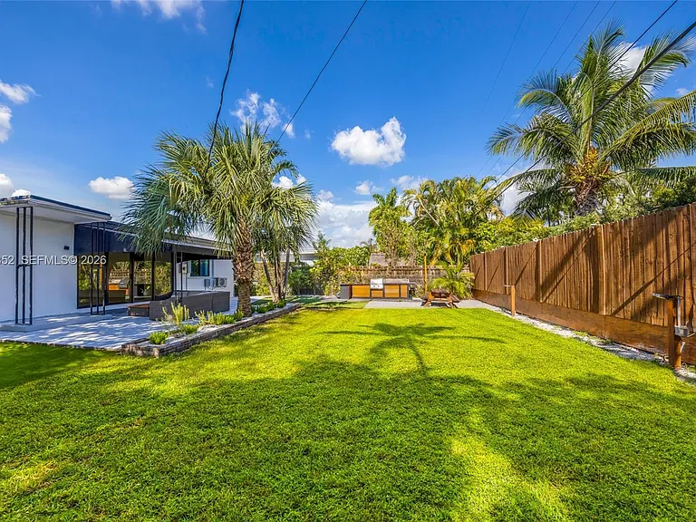 365 Fairway Dr — Photo 40