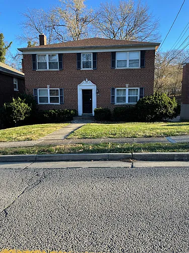 1119 Amsterdam Rd #4 Photo 1